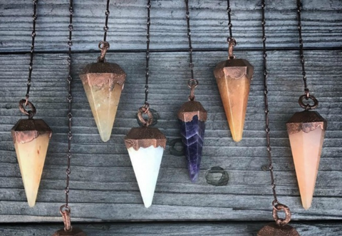 Use a Pendulum in your Spiritual Practice Color therapy with crystals by Goddess Provisions