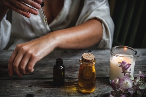 Aromatherapy: Healing Your Mind Body and Spirit by Goddess Provisions